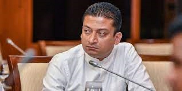 மைத்திரி தரப்பினர் எந்த நேரத்திலும் காலை வாரலாம்: அதற்குள் வெளியேற்ற வேண்டும்!