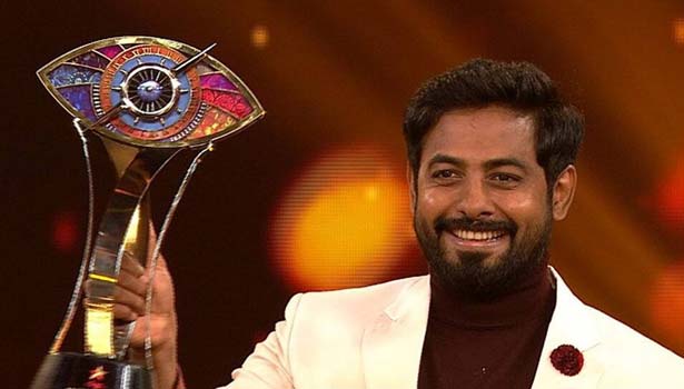 பிக் பாஸ் நிகழ்ச்சிக்கு என்னை அழைக்கவில்லை - ஆரி உருக்கம்