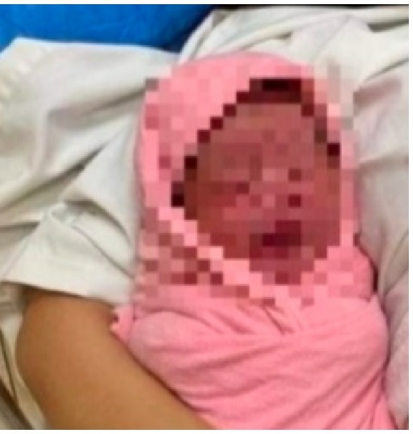 காரிலேயே குழந்தையைப் பிரசவித்த சம்பவம் தொடர்பில் வெளியான தகவல்..!!