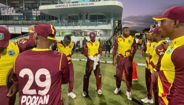 வெஸ்ட் இண்டீஸ் கேப்டன் பொல்லார்ட்டுடன் சகவீரர்கள் கருத்து வேறுபாடு?