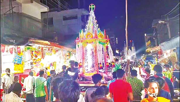 வேளாங்கண்ணி செபஸ்தியார் ஆலய பெரிய தேர்பவனி