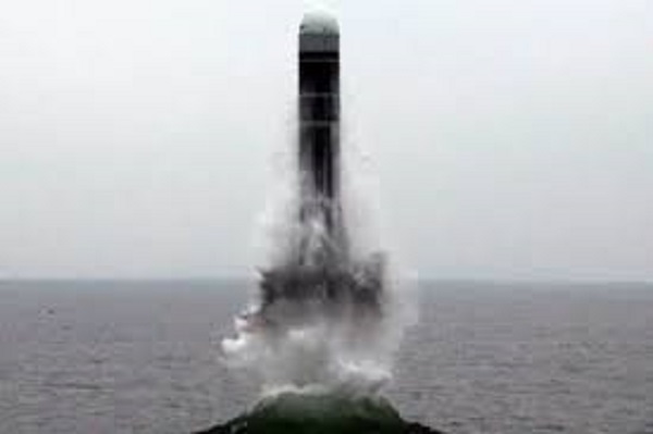 அடையாளம் தெரியாத ஏவுகணையை ஒன்றை கடலுக்குள் செலுத்திய வடகொரியா...