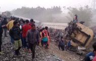 மேற்கு வங்காள ரெயில் விபத்து - 7 பேர் பலி!!
