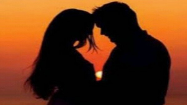 மனைவியின் கள்ளகாதலை ஆபாச படம் எடுத்து மிரட்டிய கணவன்... வெளியான தகவல்!