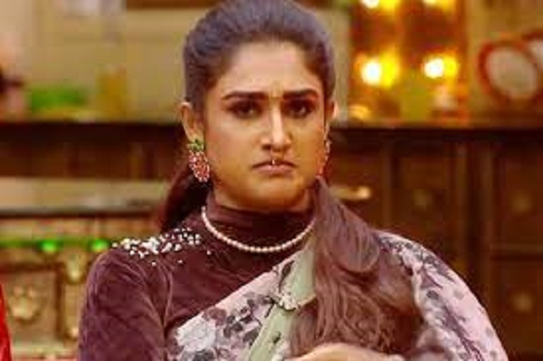 கமல் முன்பு வனிதாவிற்கு ஏற்பட்ட அசிங்கம்!