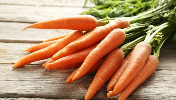 கேரட்டை பச்சையாக சாப்பிடுவதால் இவ்வளவு நன்மைகளா?!... வெளியான தகவல்!