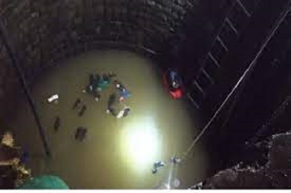 திருமண நிகழ்வில் கலந்து கொண்டவர்கள் கிணற்றுக்குள் வீழ்ந்ததில் 13 பேர் மரணம்!