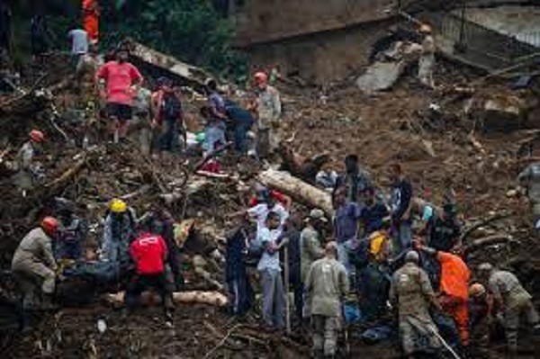 பிரேசிலில்...  வெள்ளம், நிலச்சரிவில் சிக்கி 94 பேர் பலி!