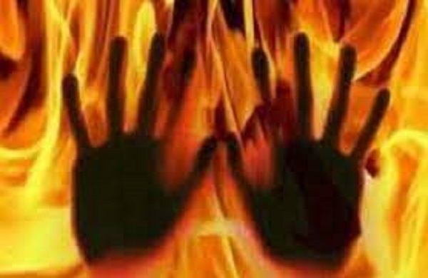 பொலிஸ் உத்தியோகத்தரை பெற்றோல் ஊற்றி எரித்த கணவன்...! வெளியான தகவல்!