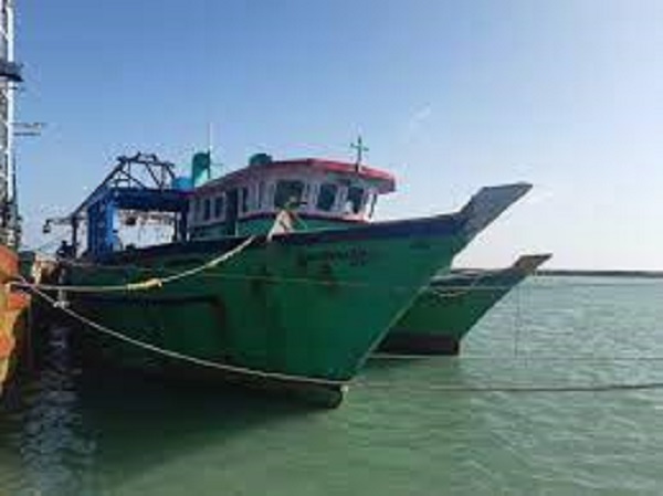 செஞ்சோலை வளாகம் மீதி குண்டு வீசியது உக்ரைனை சேர்ந்த பெண் விமானியா?