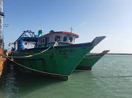 அத்துமீறி மீன்பிடியில் ஈடுபட்ட இந்திய மீனவர்கள் கைது!