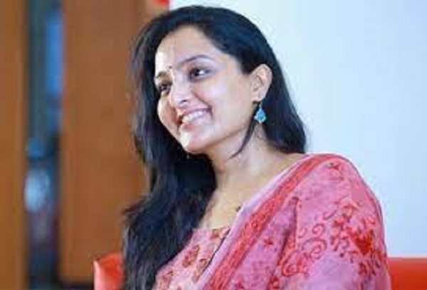 மஞ்சு வாரியரின் Hot Photos!!