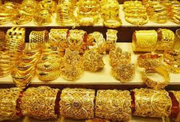 தங்கம் வாங்க காத்திருப்போருக்கு மகிழ்ச்சியான செய்தி!