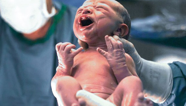 குழந்தைக்கு எப்போது கண்ணீர் உருவாகும்?