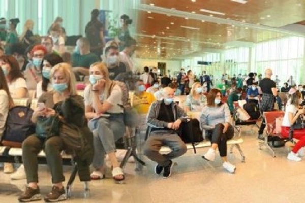 இலங்கையில் இருக்கும் ரஷ்ய மற்றும் உக்ரைனிய சுற்றுலாப் பயணிகள்! தீவிர கண்காணிப்பில் பொலிஸார்