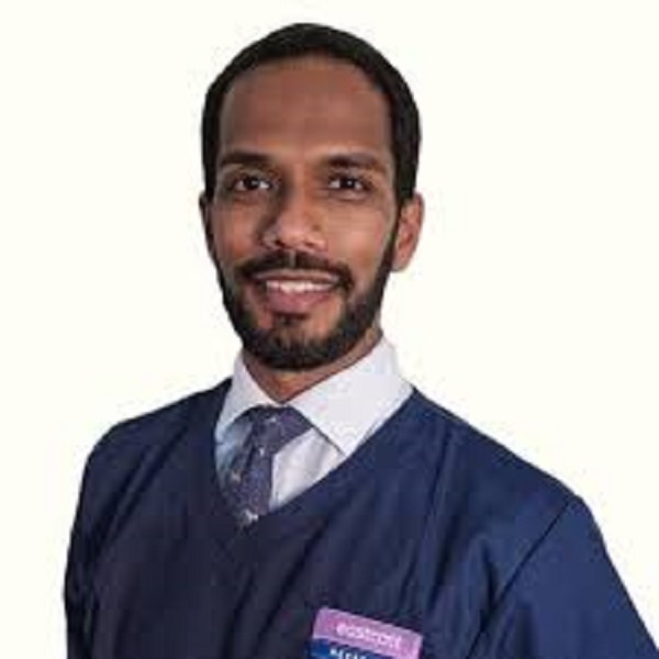 முன்னாள் ஜனாதிபதியின் புதல்வர் இலங்கை வந்தார்!