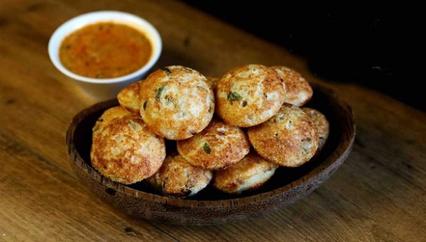 கோதுமை ரவை குழிப்பணியாரம்... செய்வது எப்படி?