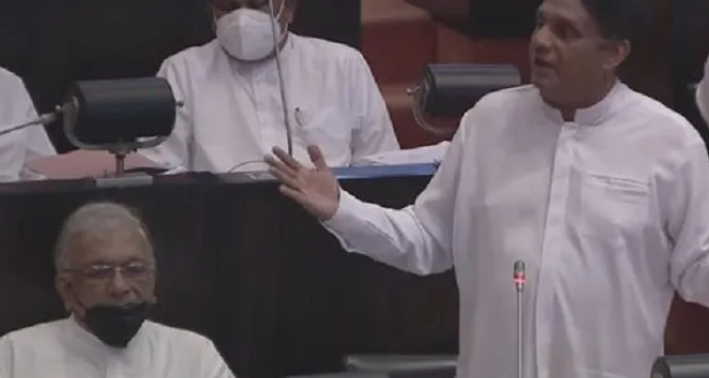 நிறைவேற்று அதிகாரம் கொண்ட ஜனாதிபதி முறைமையை நீக்க வேண்டும் – சஜித்