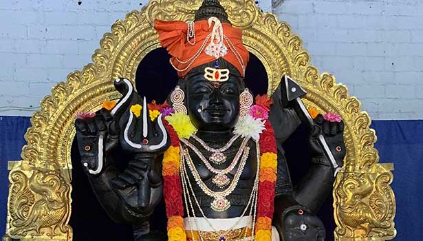 சனி பகவானின் நல்லருளை பெறுவதற்கான சிறந்த பரிகாரங்கள்