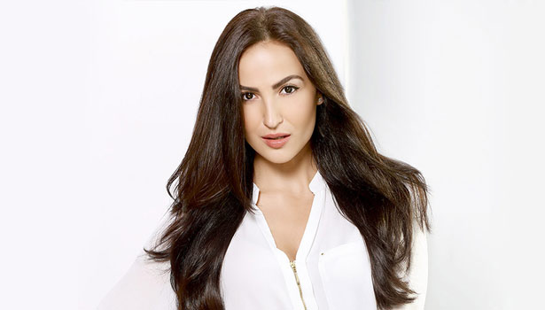 ஸ்வீடன் நடிகை கொடுத்த தனுஷ் பட அப்டேட்