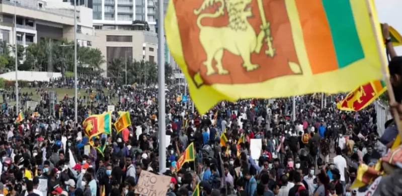 16ஆவது நாளாக தொடரும் இலங்கை அரசாங்கத்துக்கு எதிரான போராட்டம்!