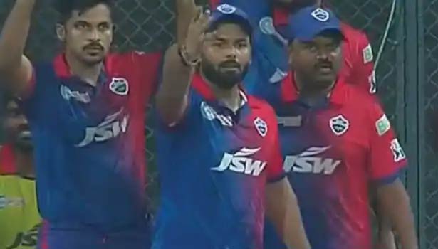 நோபால் விவகாரம்- ரிஷப் பண்ட், ஷர்துல் தாகூர் உள்பட 3 பேருக்கு அபராதம்