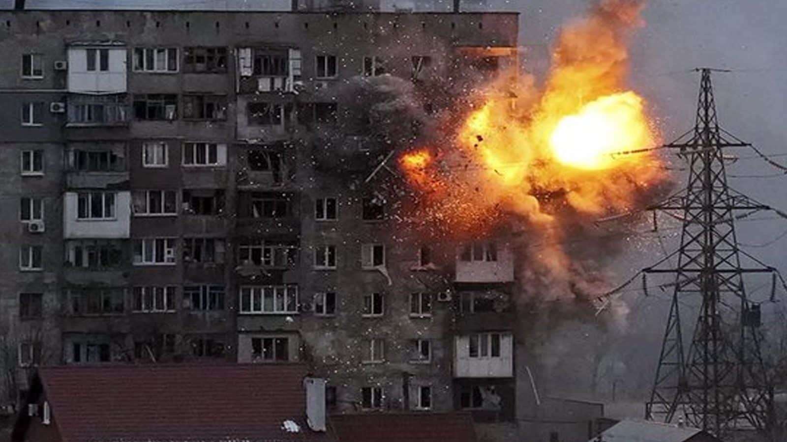 ரஷ்ய இராணுவம் நடத்திய தாக்குதலில் 20 பேர் பலி..!!