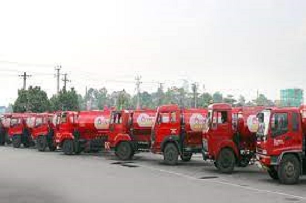 எரிபொருள் பவுசர் சாரதிகளுக்கு வழங்கப்பட்ட விசேட அறிவித்தல்!!