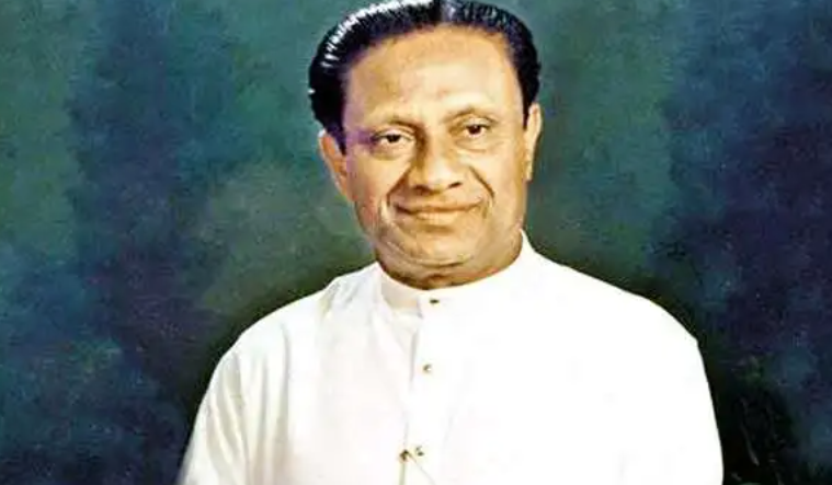 நாட்டின் இரண்டாவது நிறைவேற்றதிகார ஜனாதிபதியான அமரர்  ரணசிங்க பிரேமதாசவின் 29ஆவது நினைவு தினம் இன்று..!!