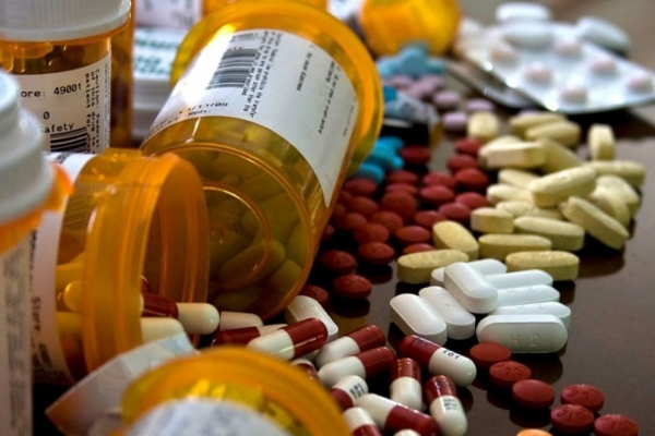 நெருக்கடியில் கைகொடுக்கும் பங்களாதேஷ்!!