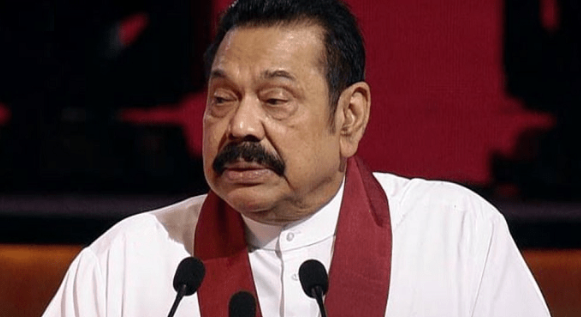 பிரதமர் பதவியை இராஜினாமா செய்த மஹிந்த..!!