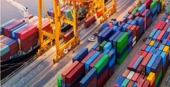 அரிசி, பருப்பு உள்ளிட்ட அத்தியாவசியப் பொருட்கள் அடங்கிய சுமார் 500 கொள்கலன்கள் கொழும்பு துறைமுகத்தில் சிக்கியுள்ளன...!!!