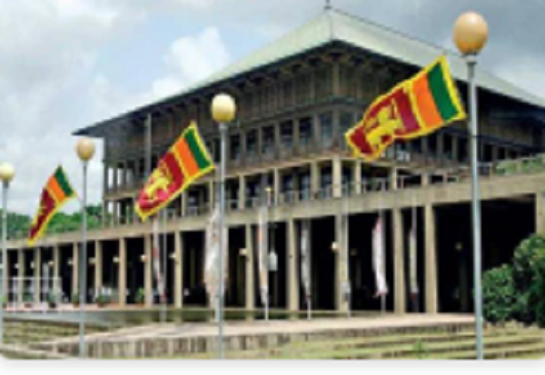 நாட்டின் பொருளாதார நிலைமை தொடர்பில் தொலைபேசி பாவனையை மட்டுப்படுத்துமாறு பணிப்புரை