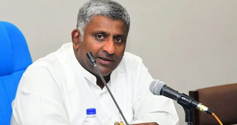 நாடாளுமன்ற உறுப்பினர்களை துன்புறுத்த முயற்சித்ததாலேயே ஆர்ப்பாட்டக்காரர்கள் கைது செய்யப்பட்டனர் -பிரசன்ன