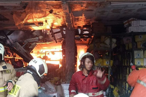 வெளிநாடொன்றில் ஏற்பட்ட துயர சம்பவம்! 11 பச்சிளம் குழந்தைகள் உடல் கருகி பலி