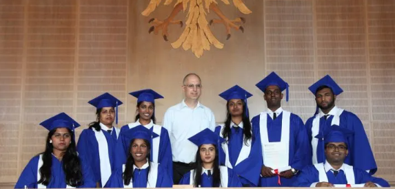 கேம்பிறிச் பல்கலைக்கழக GCE A/L தமிழ்மொழித் தேர்வில் சித்திபெற்ற ஜேர்மனிய பிராங்பேர்ட் மாணவர்கள் சான்றிதழ் பெற்றனர்!