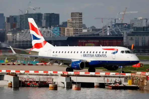 பிரித்தானியாவில் கடைசி நிமிடத்தில் திடீரென இரத்து செய்யப்பட்ட விமானம்