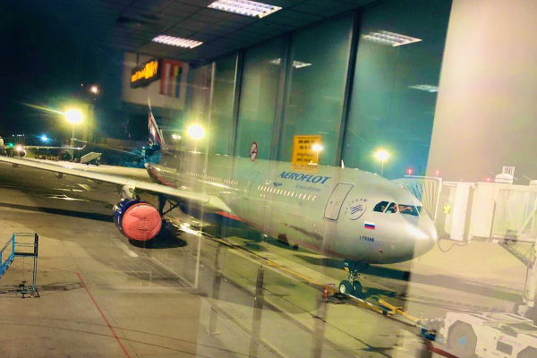 நீதி மன்றின் உத்தரவுக்கு அமைய  இலங்கையில் தடுத்து வைக்கப்பட்டுள்ள ரஷ்ய விமானம்..!!