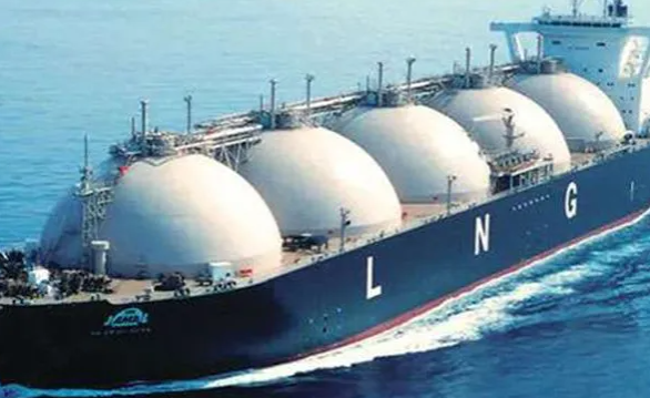 40,000 மெற்றிக் தொன் பெற்றோல் ஏற்றிய கப்பலொன்று இன்று நாட்டிற்கு வருகை!