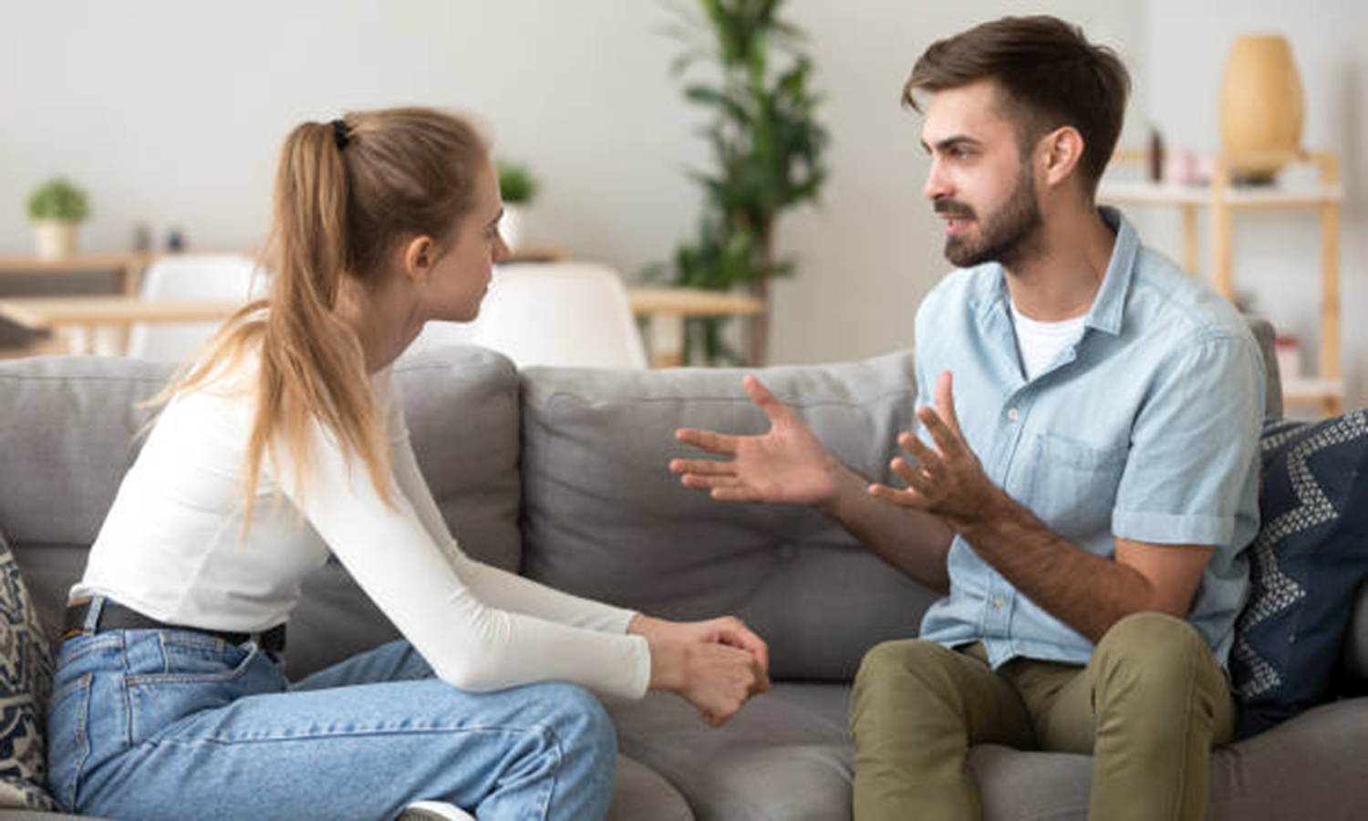 உறவை மேம்படுத்தும் கருத்துப் பரிமாற்றம்