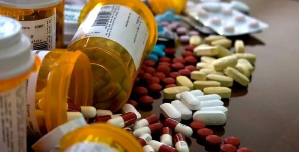 சிறுவர்களுக்கு  வழங்குவதற்கான மருந்துகள் வைத்தியசாலைகளில் உள்ளன!