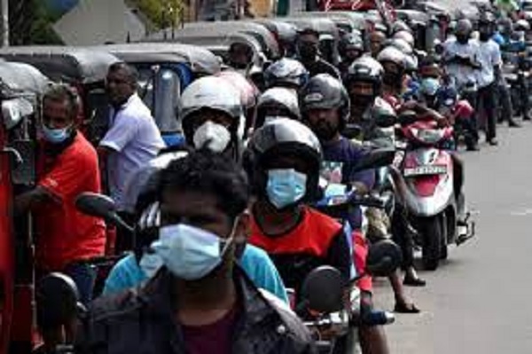 சுகாதார ஊழியர்களுக்கான விசேட எரிபொருள் விநியோக திட்டம்...!!