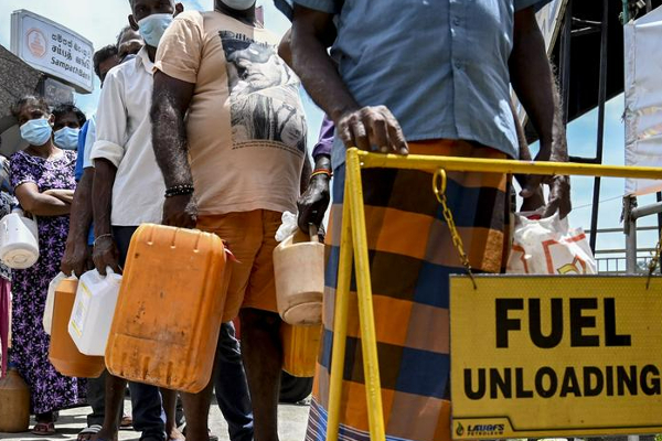 எரிபொருளை பதுக்கிய சந்தேக நபருக்கு விளக்கமறியல்