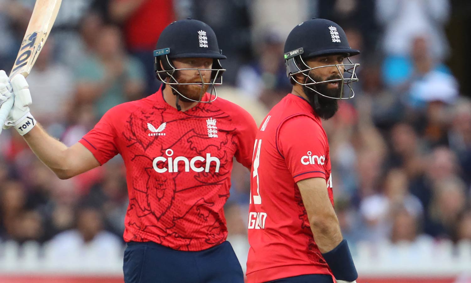 டி20 போட்டி: 234 ரன்கள் குவித்து தென் ஆப்பிரிக்காவை மிரள வைத்த இங்கிலாந்து