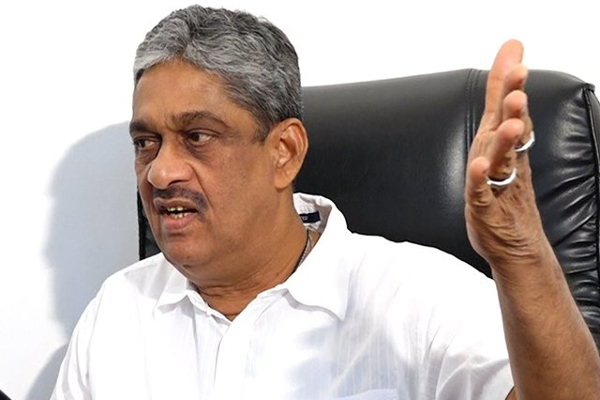 ஜனாதிபதி பதவியை ஏற்க தயார் - சரத் பொன்சேகா அறிவிப்பு