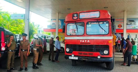 போக்குவரத்து சபை உத்தியோகத்தர்கள் போராட்டம்!