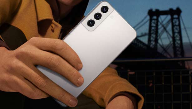 கேலக்ஸி S22 ஸ்மார்ட்போன்களுக்கு புது அப்டேட் - சாம்சங் அசத்தல்