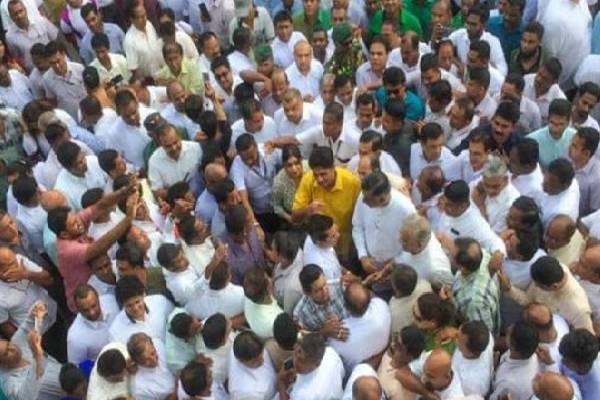 சர்வகட்சி அரசாங்கம் தொடர்பில் விரைவில் தீர்மானிக்கப்படும்...ஐக்கிய மக்கள் சக்தி