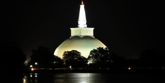 நாடளாவிய ரீதியில் பௌர்ணமி தினத்தன்று விகாரைகளில் மின்விளக்குகளை அணைக்க நடவடிக்கை