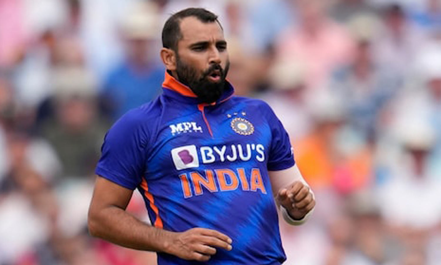 முகமது ஷமிக்கு கொரோனா - ஆஸ்திரேலியாவுக்கு எதிரான டி20 தொடரில் இருந்து விலகல்